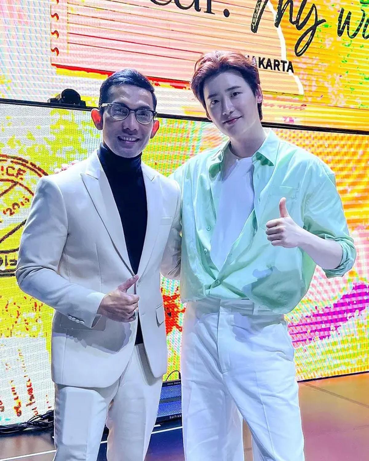 Indra Herlambang dan Artis Kpop, Lee Jong Suk (Sumber: Instagram/indraherlambang)