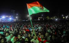 FOTO: Penampakan Lautan Manusia Nobar Semifinal Piala Asia 2024 Indonesia Vs Uzbekistan di Alun-Alun Pamulang