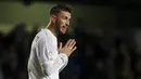 Bek Real Madrid, Sergio Ramos, tampak kecewa gagal menang melawan Villarreal pada laga La Liga Spanyol di Stadion El Madrigal, Spanyol, Minggu (13/12/2015). (Reuters/Heino Kalis)
