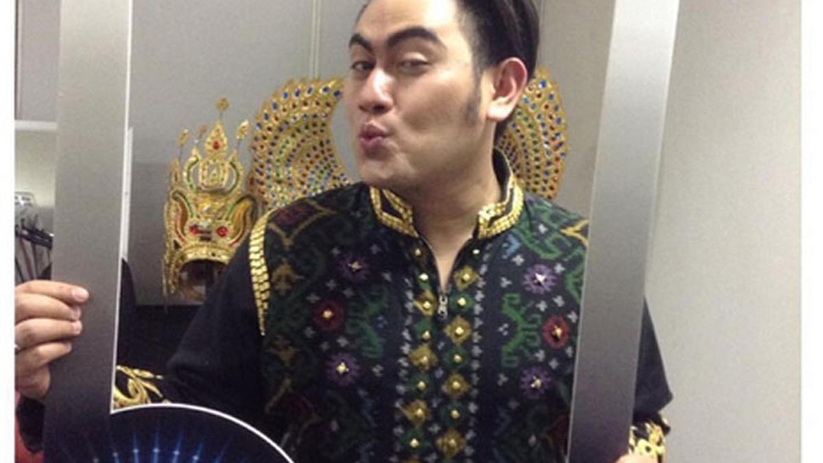 Demi Lihat Nassar, Cucu Raja Arab Datang ke Indonesia