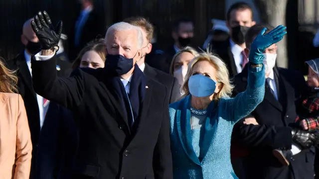 Parade Busana Wanita di Pelantikan Presiden AS, dari Jill Biden sampai Michelle Obama
