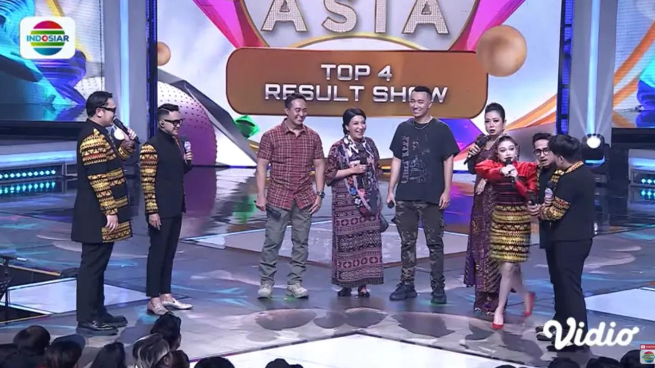 Gilang Dirga menyampaikan selamat buat Andrew.<br>