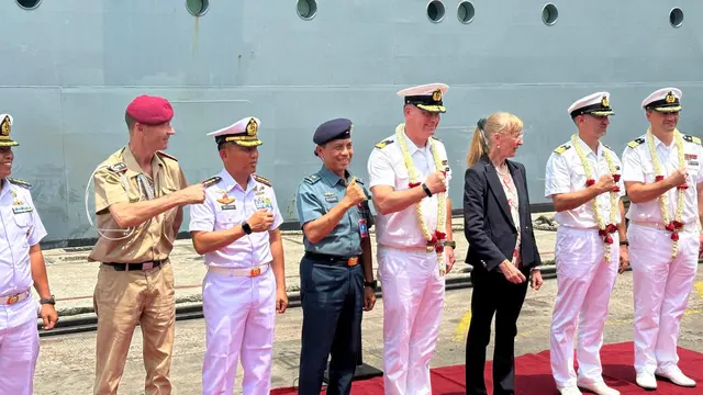 Ketibaan kapal Jerman dalam misi Indo-Pacific Deployment 2024 (IDP24) di Pelabuhan Tanjung Priok, Jakarta, Kamis (26/9/2024). (Liputan6.com/Benedikta Miranti)