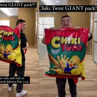 Jakarta Fair 2022 atau PRJ kembali dibuka.  Temukan ragam kuliner menarik hingga snack unik kemasan jumbo di Jiexpo Kemayoran. (Instagram/axtonsalim).