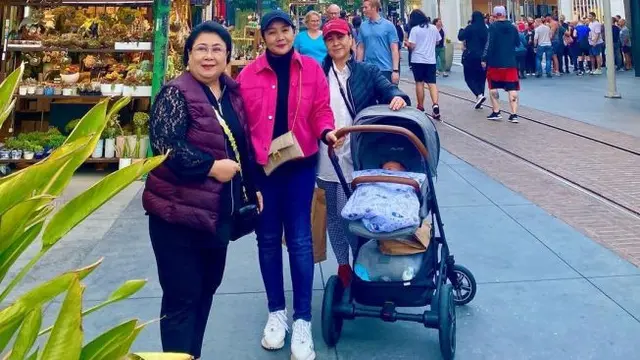 Kedekatan ibunda dan mertua Nikita Willy. (Instagram @yorafebrina)