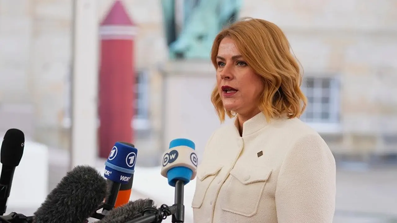 Perdana Menteri Latvia Evika Silina