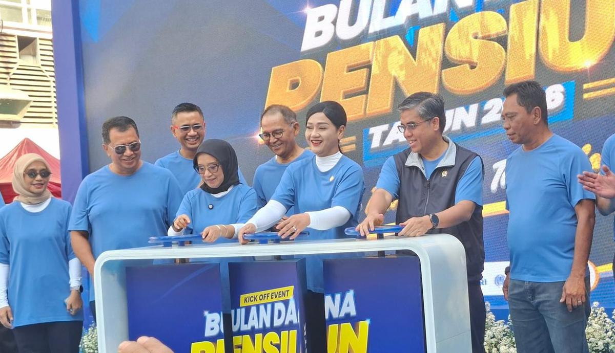 Ketua Dewan Komisioner OJK, Friderica Widyasari Dewi membuka Bulan Dana Pensiun, di Senayan, Jakarta, Minggu (6/9/2026). (Istimewa)