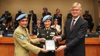 Briptu Renita Rismayanti menyabet penghargaan dari Perserikatan Bangsa Bangsa (PBB) pada ajang tahunan Pekan Polisi PBB di New York, Amerika Serikat, Kamis 16 November 2023. (Istimewa)