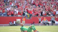 Penjaga gawang Pepe Reina memutuskan untuk meninggalkan AC Milan untuk bergabung dengan Aston Villa (Joseph Prezioso / AFP)