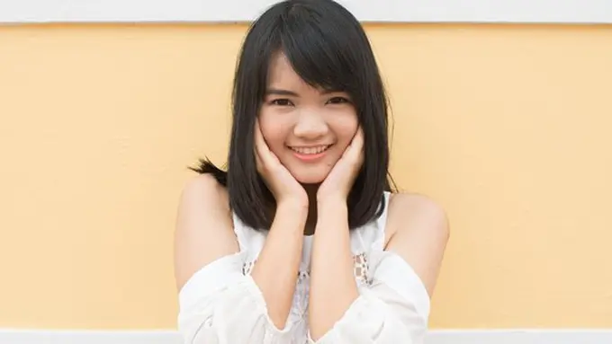 Membersihkan wajah/Copyright Shutterstock