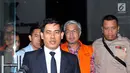Gubernur Sulawesi Tenggara Nur Alam usai menjalani pemeriksaan di gedung KPK, Jakarta, Rabu (5/7). (Liputan6.com/Helmi Afandi)