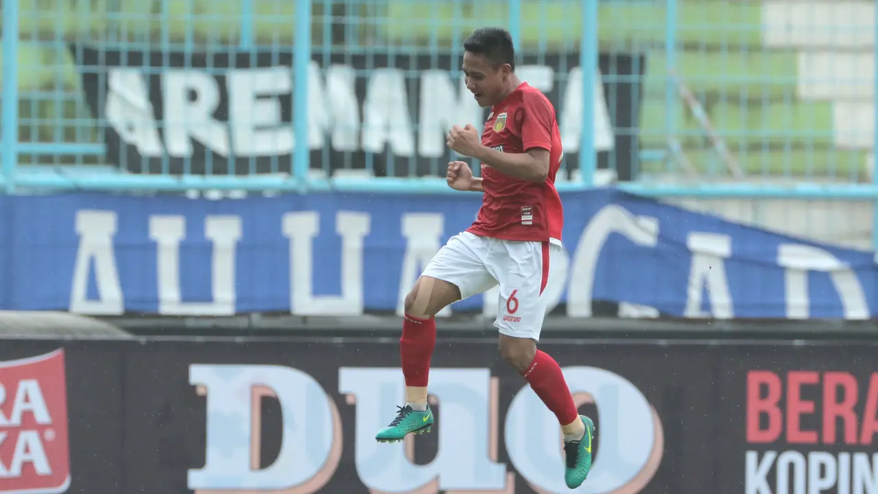 Evan Dimas