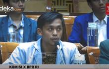 VIDEO: Suara Keras Mahasiswa Kritisi Biaya UKT Melonjak Tinggi di DPR!