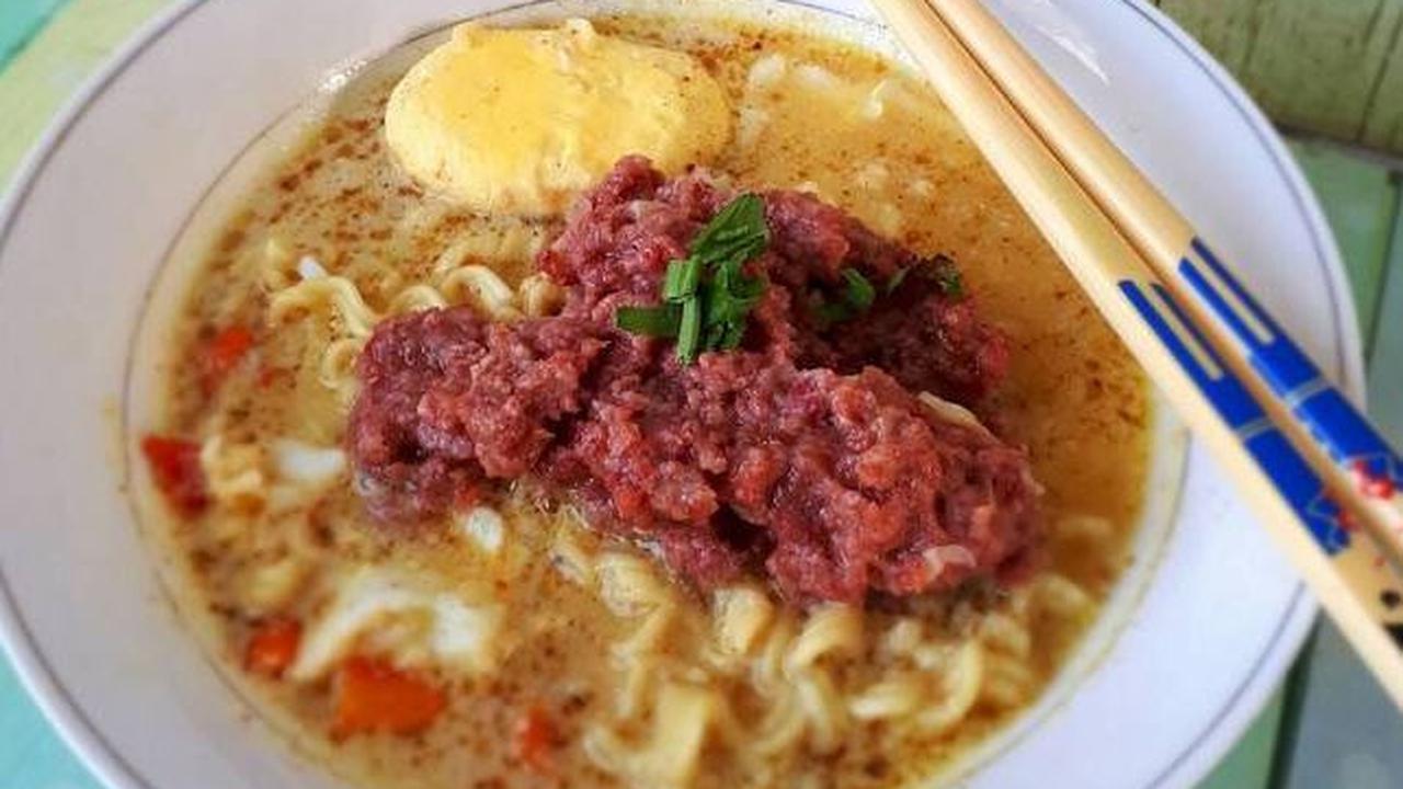 Resep Indomie Kornet Telur Kuah Susu