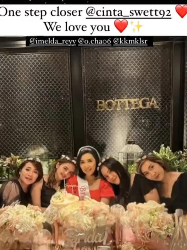 Bridal Shower Nurul Calon Istri Angga Wijaya