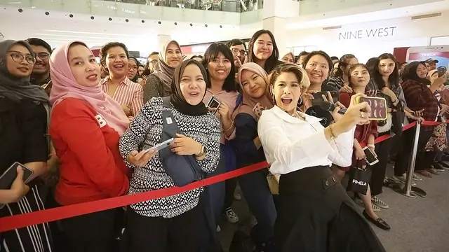 Maliq & D'Essentials