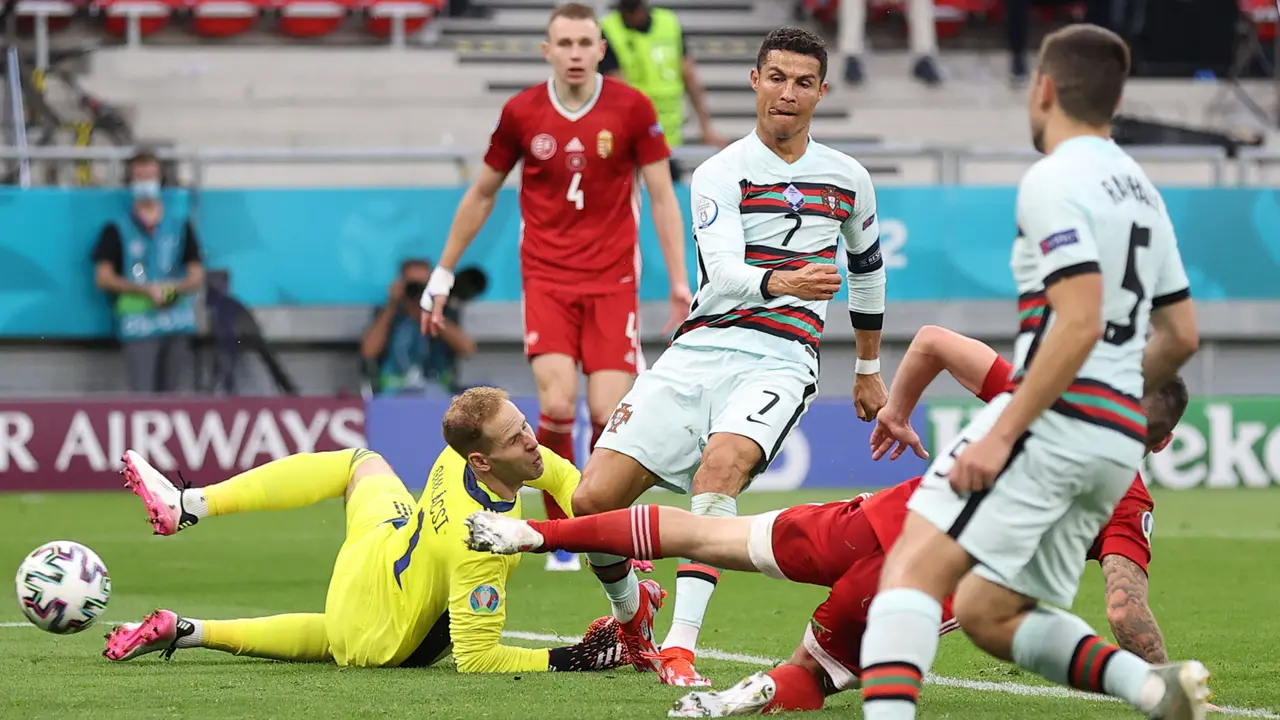 Foto: 5 Momen Terbaik Cristiano Ronaldo di Tahun 2021