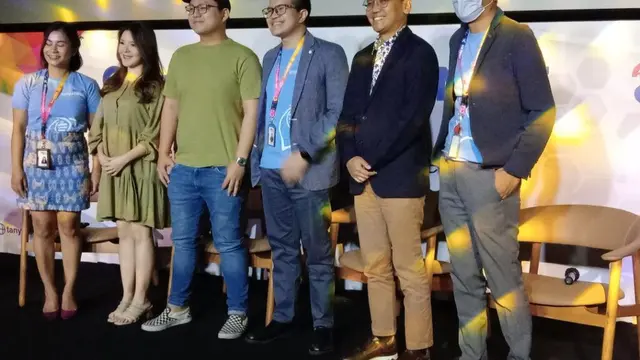 Pasangan food vlogger Indonesia, Kenneth Chandra dan Gratiana Lianto. (IST)