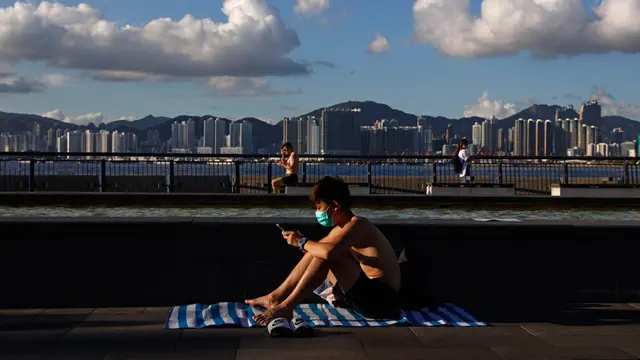 Covid-19 di Hong Kong Mulai Tak Terkendali