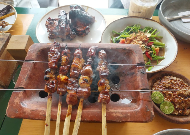 1. MKU Satay Cipayung
