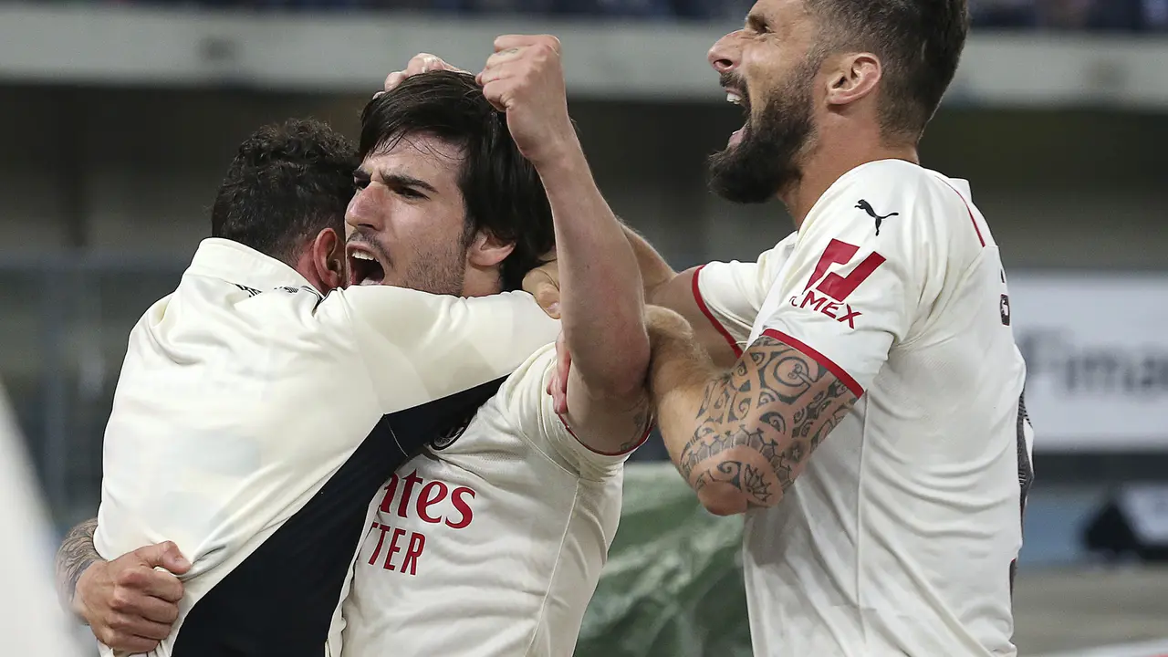 Foto: Apiknya Performa Sandro Tonali Saat Bawa AC Milan Ambil Alih Singgasana Liga ltalia