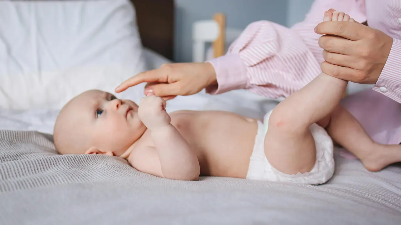 Di Usia Berapa Anak Sebaiknya Tidak Lagi Pakai Popok?