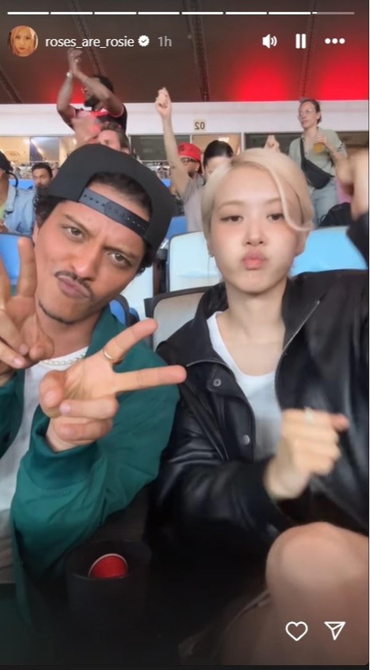 Bruno Mars dan Rose Blackpink