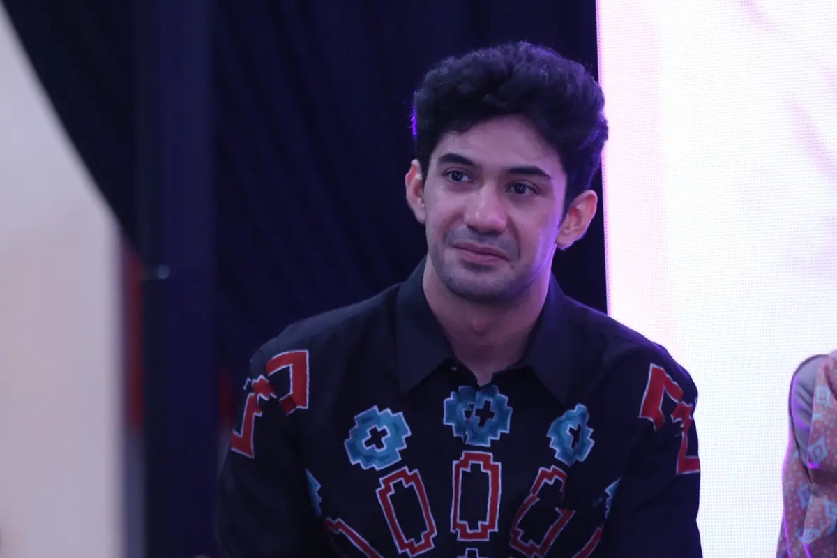 [Fimela] Reza Rahadian