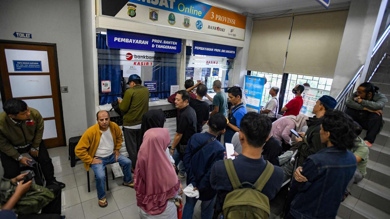 Warga serbu pemutihan pajak kendaraan bermotor