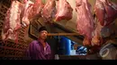 Dari pantauan Liputan6.com, harga daging sapi sudah menyentuh Rp 125 ribu per kilo, Pasar Minggu, Jakarta, Kamis (24/7/2014) (Liputan6.com/Miftahul Hayat)