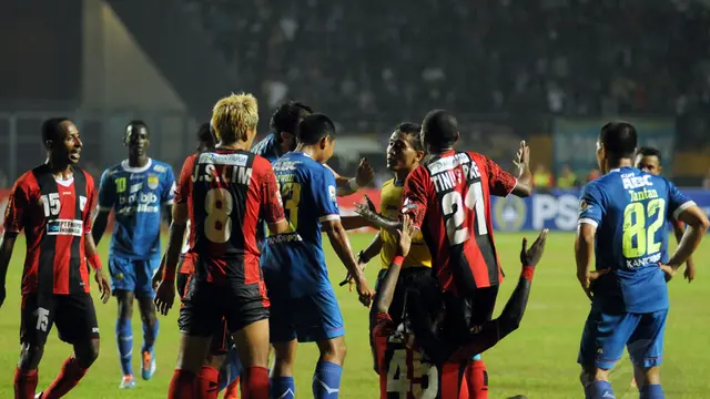 Intip, Keseruan Final Indonesia Super League 2014