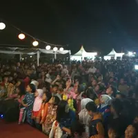 Suasana Layar Tancap untuk Semua yang digelar SCTV di Cimahi, Bandung, Jawa Barat. (dok. SCTV)