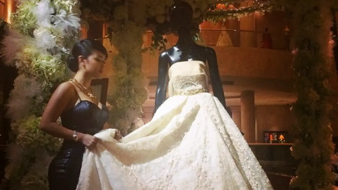 Jupe Pamer Foto Gaun Pengantin, Untuk Nikah dengan Diego Michels?