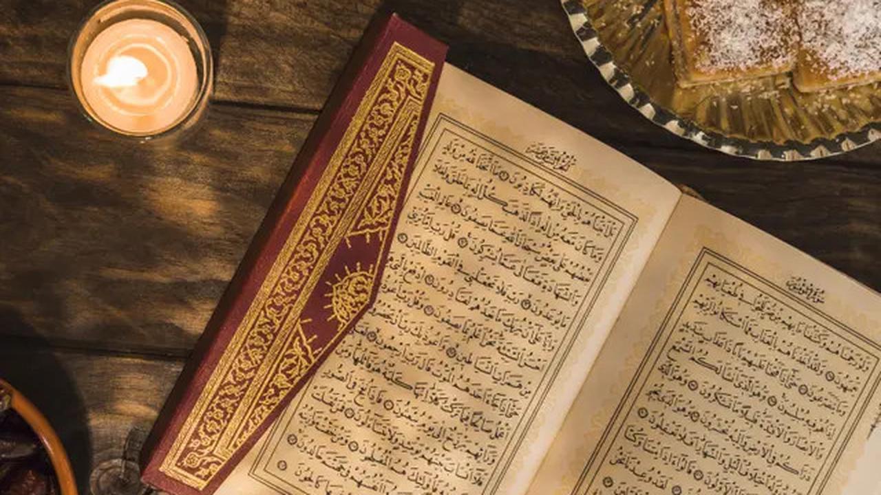Kisah Haru Pedagang Mi Ayam yang Gratiskan Hafiz Al-Quran Dapat Hadiah Gratis Umrah