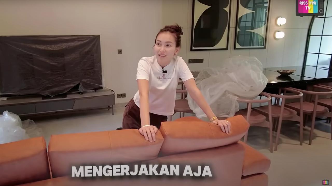 Potret Rumah Baru Hesti Purwadinata yang Didesain Sendiri, Unik dan Berteknologi Canggih