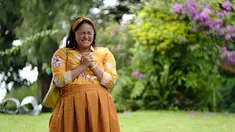 Marshanda baru-baru ini bikin heboh publik berkat penampilannya yang lebih gemuk dalam film Gendut Siapa Takut karya sineas Pritagita Arianegara. Film ini mempertemukan bintang sinetron Bidadari dengan Wafda Saifan hingga aktris peraih 2 Piala Citra, Cut Mini. Gendut Siapa Takut akan menyapa bioskop seluruh Indonesia pada 22 September 2022. (Foto: Dok. Spectrum Film)