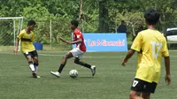 Bina Atlet Muda, Le Minerale sebagai Brand Air Mineral Asli Indonesia Dukung Program Persija Belajar Bola Bareng 