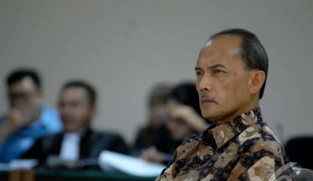Budi juga didakwa memperkaya pemegang saham Bank Century, Hesham Talaat Mohamed Besheer Alwarraq dan Rafat Ali Rizvi, sebesar Rp 3,115 triliun (Liputan6.com/Miftahul Hayat) 
