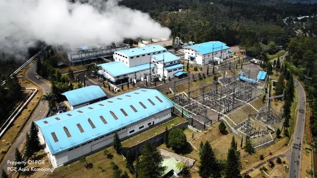 Energi Panas Bumi.