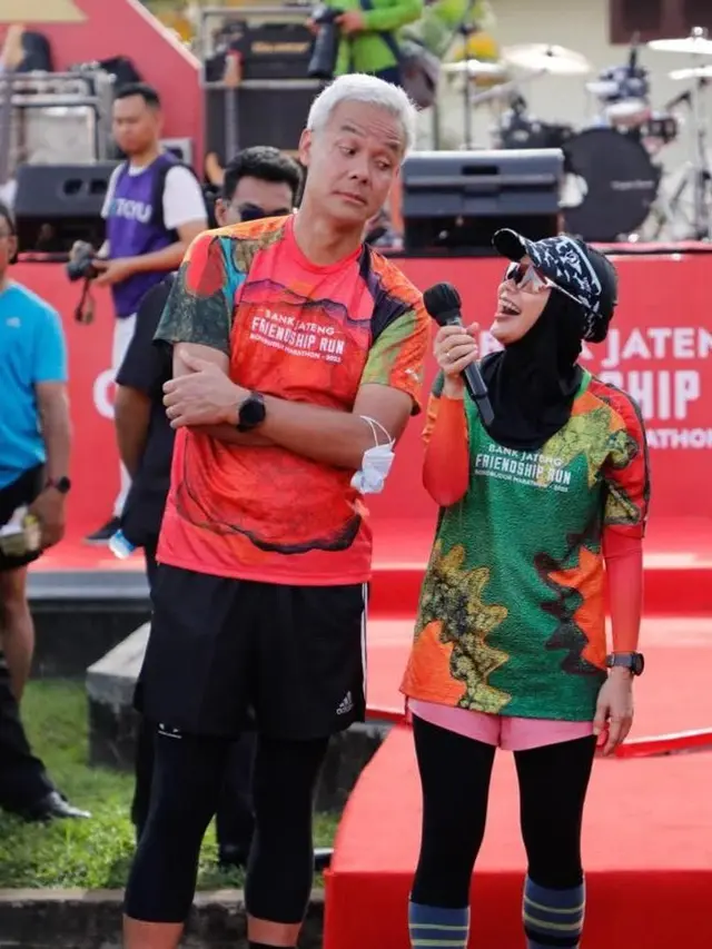 4 Item Fashion yang Wajib Dikenakan Siti Atikoh, Istri Ganjar Pranowo untuk Tampil Modis Saat Berolahraga