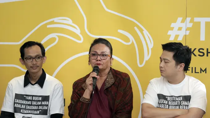 Film Bumi Itu Bulat