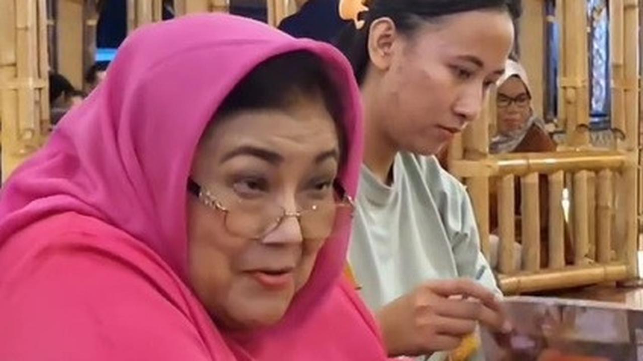 Profil Rahayu Effendi, Aktris Senior Indonesia dengan Segudang Prestasi
