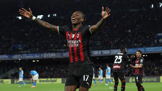 Liga Italia: AC Milan Bantai Napoli 4 Gol Tanpa Balas