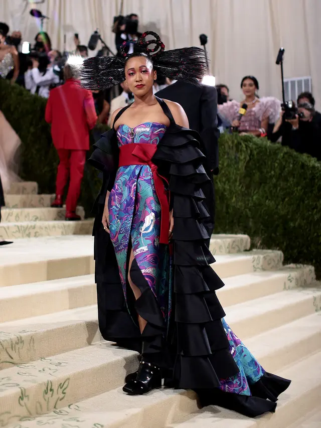 8 Gaya Memukau Pesohor Dunia di Met Gala 2021