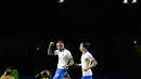 Gelandang Brasil, Everton berselebrasi usai mencetak gol ke gawang Bolivia pada pertandingan grup A Piala Copa America 2019 di stadion Morumbi di Sao Paulo, Brasil (14/6/2019). Brasil menang telak 3-0 atas Bolivia. (AP Photo/Victor Caivano)