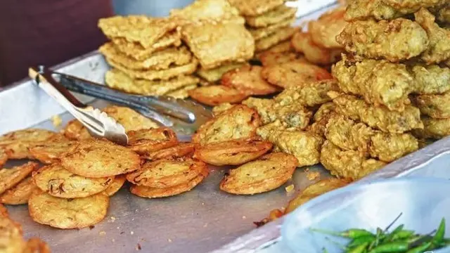 Lemak Jenuh. (foto: Pinterest/BuzzFeed).