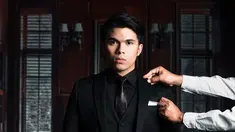 Inilah potret Thariq Halilintar usai melakukan cukur kumis dan jenggot. Penampilannya berubah drastis hingga mencuri banyak perhatian. (Liputan6.com/IG/@thariqhalilintar).
