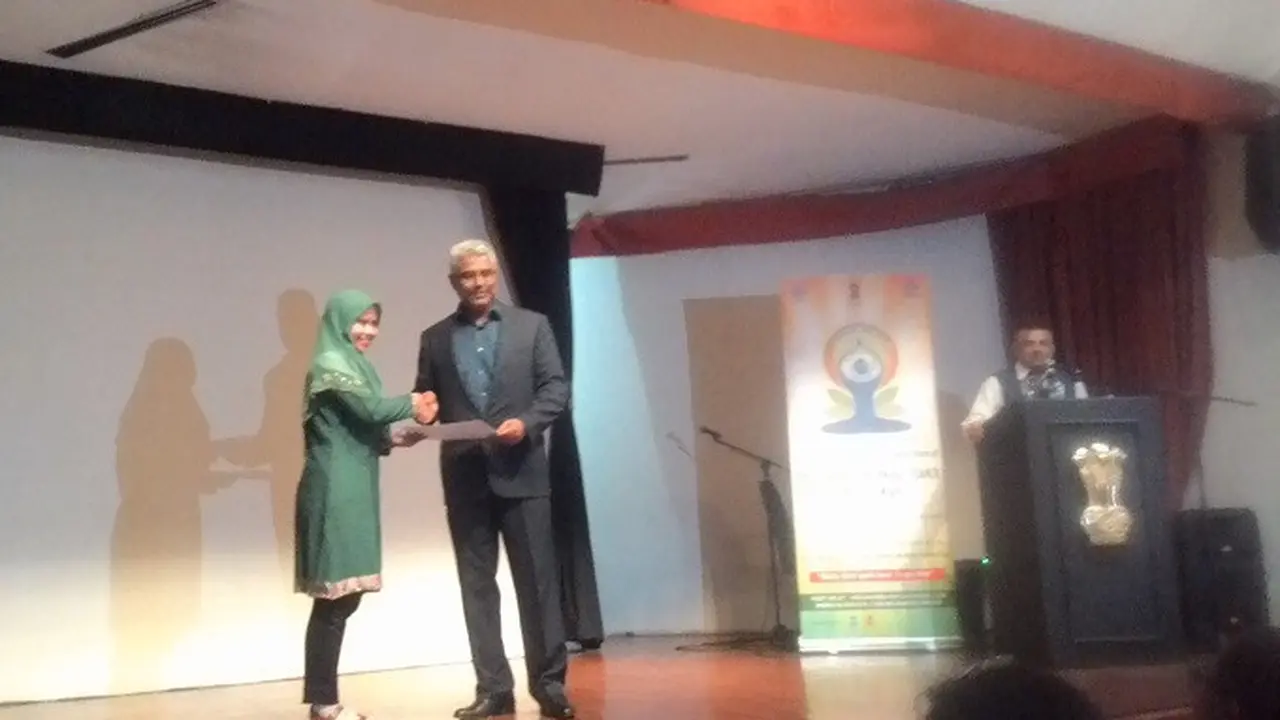 Perwakilan Kedutaan India di Jakarta saat acara konferensi pers Hari Yoga Internasional 2017 (Liputan6.com/Teddy Tri Setio Berty)