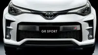 Toyota C-HR GR Sport Jepang (Toyota)