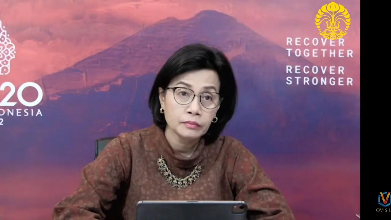 Menteri Keuangan (Menkeu) Sri Mulyani dalam acara Pengenalan Kehidupan Kampus bagi Mahasiswa Baru (PKKMB) Universitas Indonesia, Senin (8/8/2022).